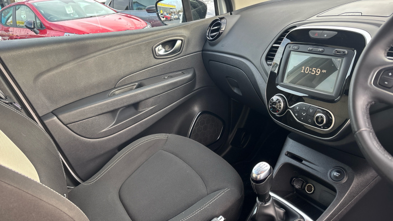 Renault Captur 1.5 dCi 90 Iconic 5dr Diesel Hatchback